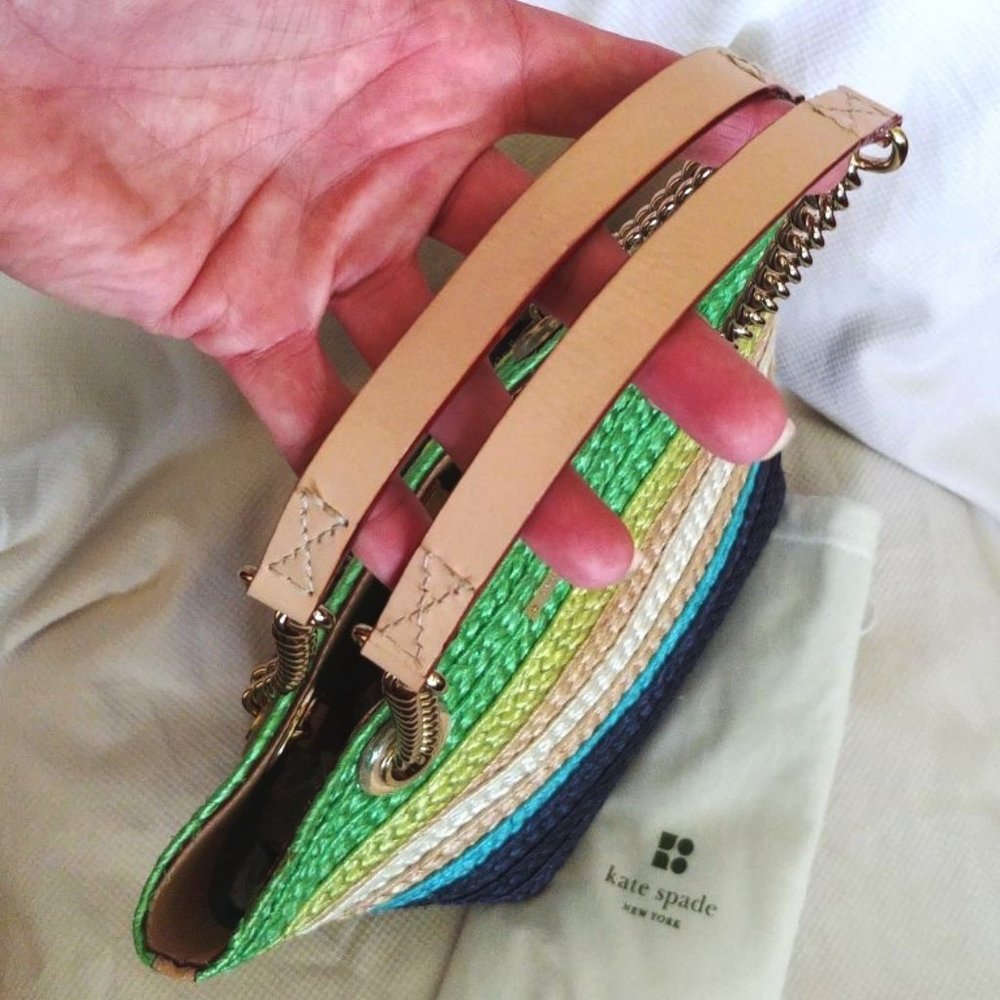 Kate Spade Chelsea Market Straw and Leather Chain Handle Tote in Shamrock, EUC - Picture 3 of 8